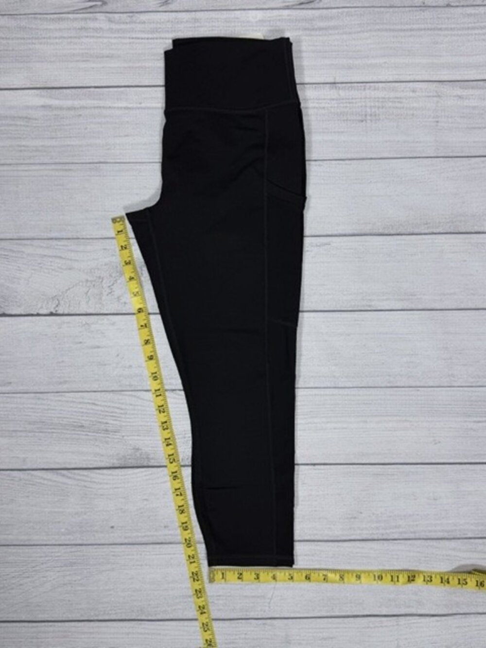 🖤NWT Fabletics Mila PowerHold High-Waisted Pocket Capri Leggings Black XL - Picture 10 of 12